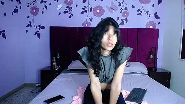 nathalya summer online show from March 20, 8:19 pm