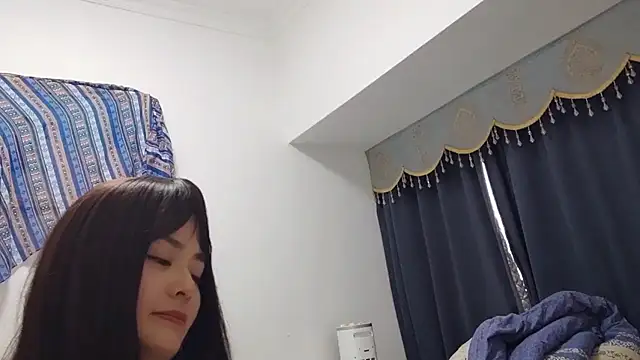 weiwei160 online show from March 6, 7:25 am