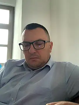 Mike8523 online show from November 2, 5:32 am