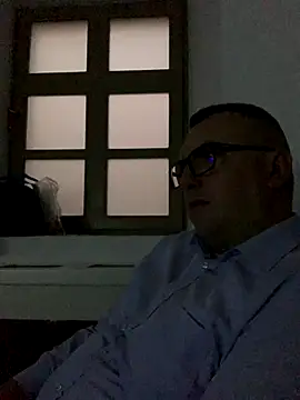 Mike8523 online show from December 17, 5:35 am