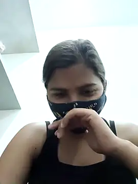 Snapshot of heena-3678 chatting on March 12, 6:40 am heena-3678 online show from March 12, 6:40 am