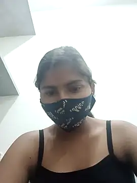 Snapshot of heena-3678 chatting on March 14, 4:40 pm heena-3678 online show from March 14, 4:40 pm