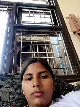 Snapshot of heena-3678 chatting on October 6, 6:55 am heena-3678 online show from October 6, 6:55 am