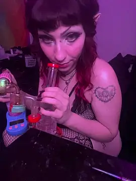 ChrryFoxx online show from February 28, 8:31 am