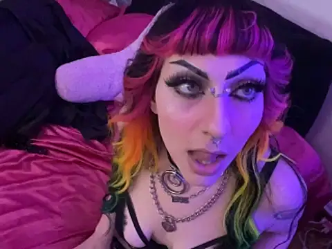 ChrryFoxx online show from October 25, 8:33 am