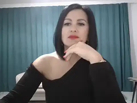 Snapshot of Rosa_Angie chatting on March 12, 3:35 am Rosa Angie online show from March 12, 3:35 am