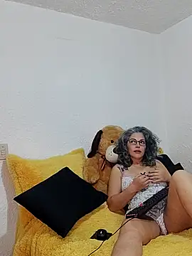 Victoria Lover online show from March 23, 1:53 am