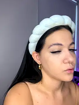 Snapshot of MiiaParker6972 chatting on September 18, 9:50 pm MiiaParker6972 online show from September 18, 9:50 pm