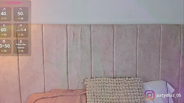 Snapshot of MiiaParker6972 chatting on November 28, 11:07 pm MiiaParker6972 online show from November 28, 11:07 pm