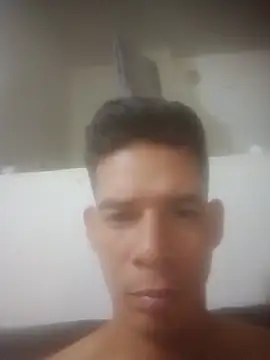 Snapshot of calientesexo69 chatting on November 17, 9:42 pm calientesexo69 online show from November 17, 9:42 pm