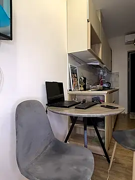  KissMyAss  online show from February 13, 9:22 pm