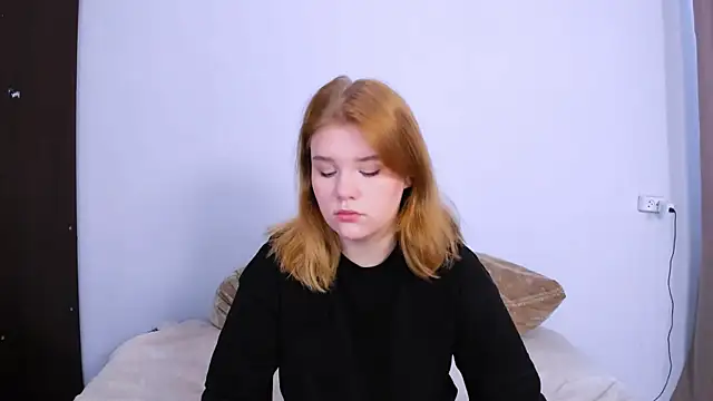 LaseyMoon online show from September 10, 1:27 am