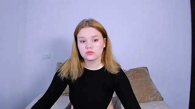 LaseyMoon online show from October 21, 10:43 pm