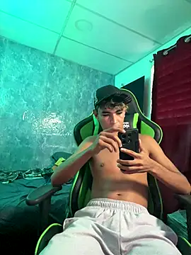 twinks 28 online show from October 10, 8:08 pm