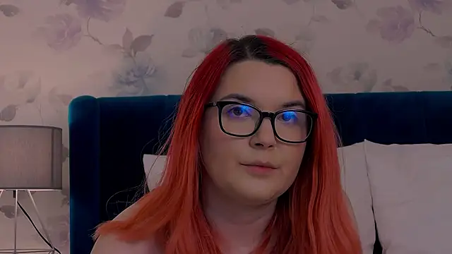 Snapshot of KailyKay chatting on February 8, 7:06 pm KailyKay online show from February 8, 7:06 pm