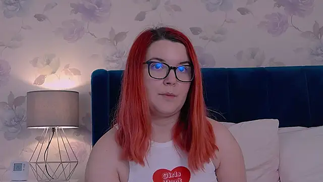 KailyKay online show from April 7, 6:08 pm