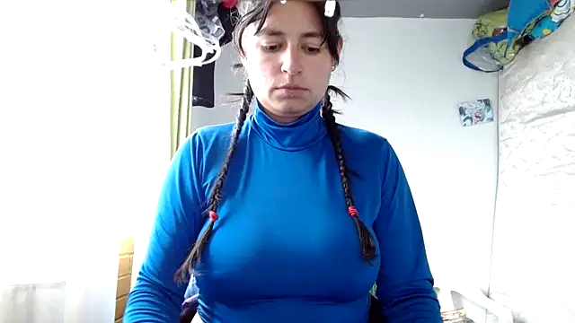 Escarcha-blue online show from February 24, 9:35 pm