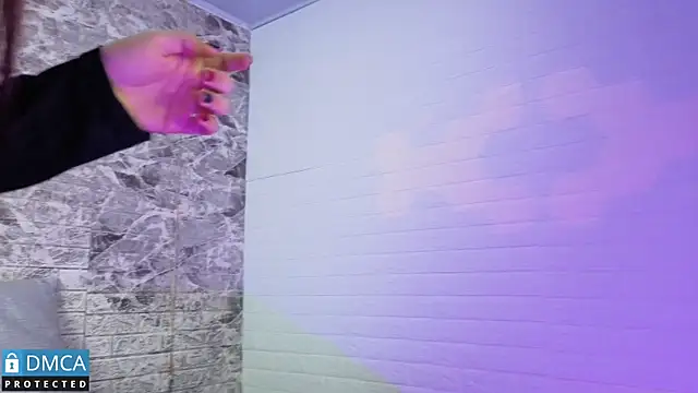 MaeveKuro online show from October 6, 3:04 am