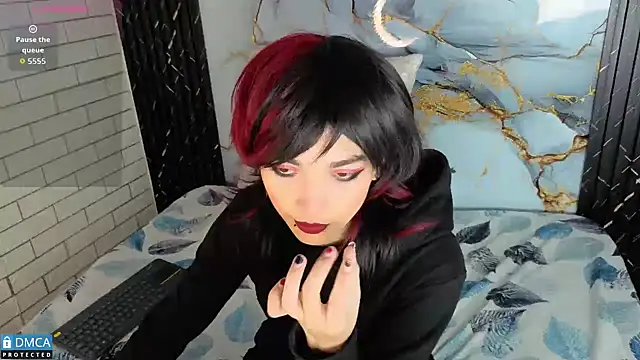 MaeveKuro online show from October 31, 3:07 am