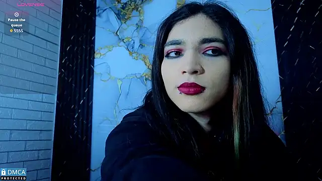 MaeveKuro online show from March 6, 3:03 am