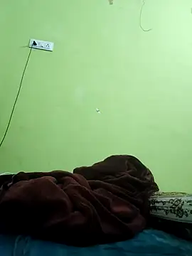 Snapshot of Virgiboy121 chatting on October 27, 4:38 am Virgiboy121 online show from October 27, 4:38 am