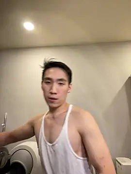 Hon1069 online show from March 11, 4:07 pm