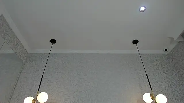 zephyra-angels online show from December 18, 4:07 am