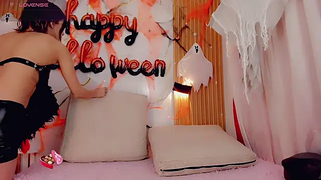 ValeriCardenas online show from October 26, 12:27 am