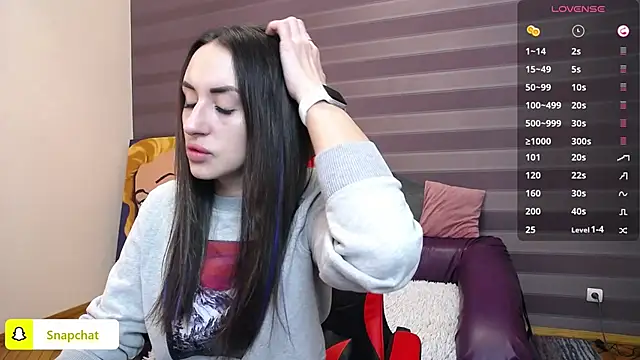 JenniferStone online show from March 11, 7:04 am