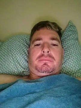 Snapshot of yoslan chatting on March 1, 11:12 am yoslan online show from March 1, 11:12 am