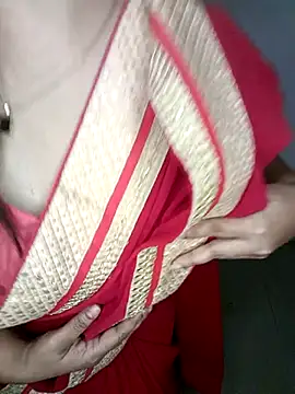 Snapshot of neha_rohan12 chatting on March 13, 6:34 pm neha rohan12 online show from March 13, 6:34 pm