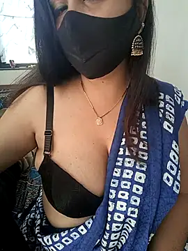 Snapshot of neha_rohan12 chatting on September 10, 9:31 am neha rohan12 online show from September 10, 9:31 am