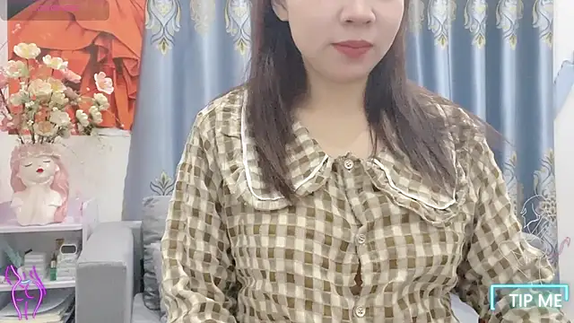 Snapshot of shishi_101 chatting on January 19, 2:48 am shishi 101 online show from January 19, 2:48 am