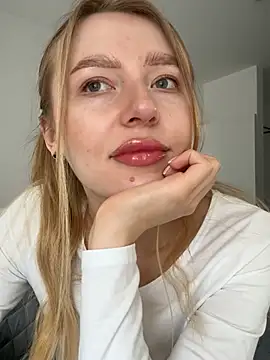 EvaBrooklyn online show from March 16, 6:31 am