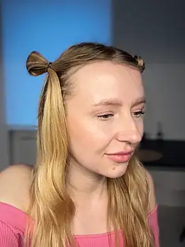 EvaBrooklyn online show from March 17, 3:29 pm