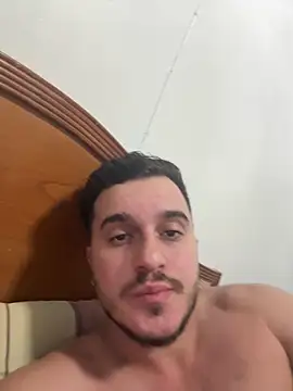 spidersA online show from February 12, 1:44 am