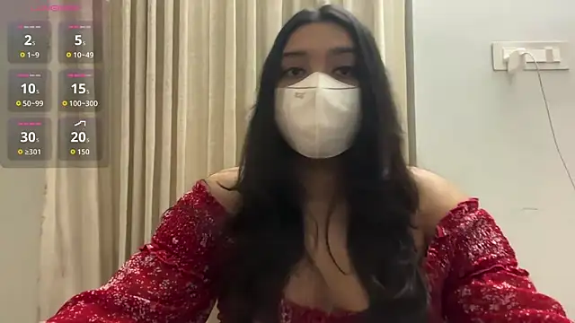 Snapshot of oviyakalra chatting on September 13, 3:06 am oviyakalra online show from September 13, 3:06 am