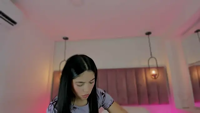 Haily b online show from January 13, 8:14 pm