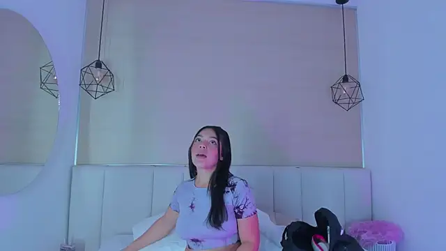 Haily b online show from June 3, 11:46 am