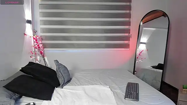 Snapshot of sweet_obsession__ chatting on September 27, 7:41 pm sweet obsession online show from September 27, 7:41 pm