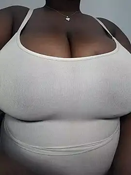 Snapshot of wamie12 chatting on March 1, 3:53 am wamie12 online show from March 1, 3:53 am