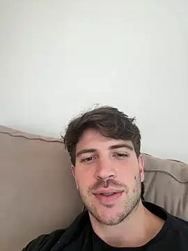 Snapshot of shuki0101 chatting on January 19, 3:27 pm shuki0101 online show from January 19, 3:27 pm