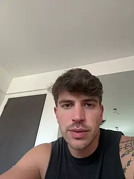 Snapshot of shuki0101 chatting on February 19, 8:27 pm shuki0101 online show from February 19, 8:27 pm