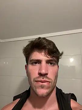 Snapshot of shuki0101 chatting on February 25, 10:08 pm shuki0101 online show from February 25, 10:08 pm