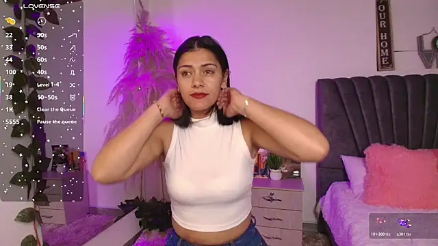 Snapshot of miaoconell chatting on June 12, 11:25 pm miaoconell online show from June 12, 11:25 pm
