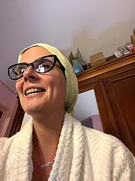 NataKitten online show from October 5, 6:28 pm