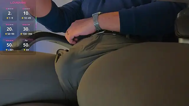 MxsterJohn online show from May 8, 5:24 am