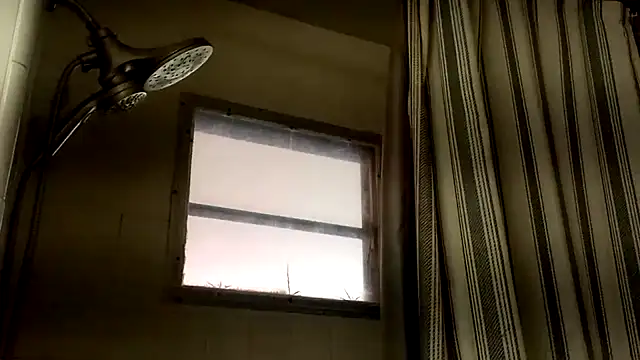 wetnwildforyou online show from September 23, 8:01 pm