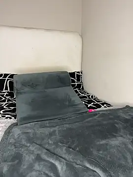 Snapshot of PrincessTamara chatting on January 13, 9:42 pm PrincessTamara online show from January 13, 9:42 pm