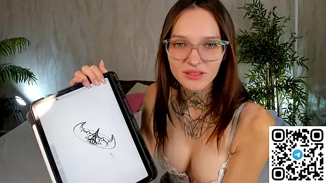 Selena Sharp online show from June 23, 1:14 am
